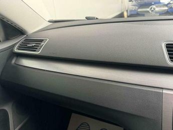 Volkswagen Passat 2.0 Passat Executive Style TDI BlueMotion Technology Semi-Auto 5