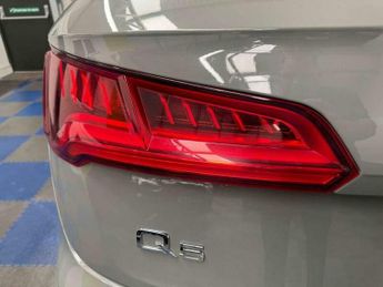Audi Q5 2.0 Q5 Vorsprung 40 TDI Quattro Semi-Auto 4WD 5dr