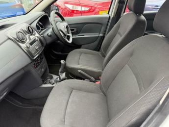 Dacia Sandero 0.9 TCe Essential Euro 6 (s/s) 5dr
