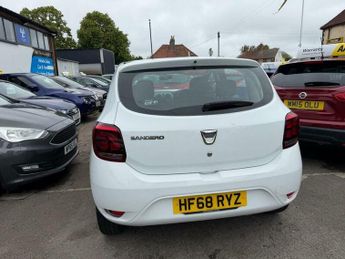 Dacia Sandero 0.9 TCe Essential Euro 6 (s/s) 5dr