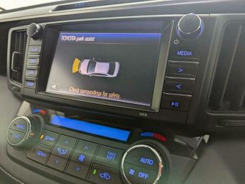 Toyota RAV4 2.5 VVT-h Business Edition Plus CVT Euro 6 (s/s) 5dr