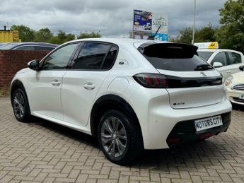 Peugeot 208 50kWh Allure Premium Auto 5dr