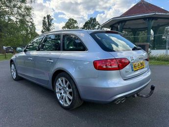 Audi A4 Avant 2.0 TDI SE Technik Multitronic Euro 5 (s/s) 5dr