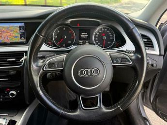Audi A4 Avant 2.0 TDI SE Technik Multitronic Euro 5 (s/s) 5dr