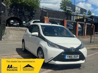 Toyota AYGO 1.0 VVT-i x-play Euro 6 5dr