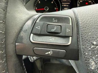 Volkswagen Passat 2.0 TDI Highline Plus DSG Euro 5 4dr
