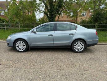 Volkswagen Passat 2.0 TDI Highline Plus DSG Euro 5 4dr