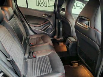 Mercedes-Benz C Class 2.1 GLA220 CDI AMG Line 7G-DCT 4MATIC Euro 6 (s/s) 5dr