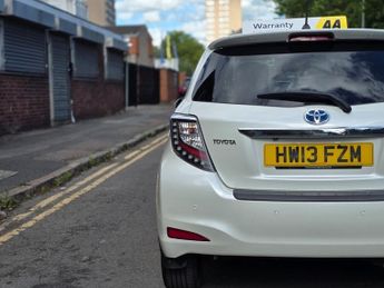 Toyota Yaris VVT-I T SPIRIT