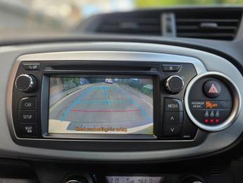 Toyota Yaris VVT-I T SPIRIT