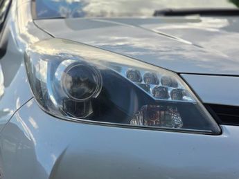 Toyota Yaris VVT-I T SPIRIT
