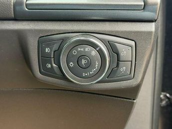Ford Mondeo 2.0 TiVCT Titanium Edition CVT Euro 6 (s/s) 4dr (18 inch alloys)