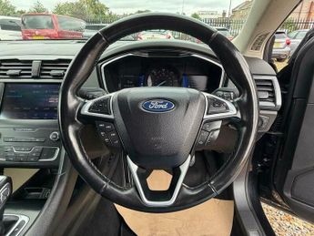Ford Mondeo 2.0 TiVCT Titanium Edition CVT Euro 6 (s/s) 4dr (18 inch alloys)
