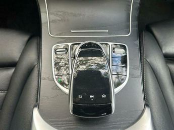 Mercedes-Benz C Class 2.0 C300d AMG Line (Premium) G-Tronic+ Euro 6 (s/s) 4dr