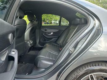 Mercedes-Benz C Class 2.0 C300d AMG Line (Premium) G-Tronic+ Euro 6 (s/s) 4dr