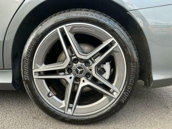 Mercedes-Benz C Class 2.0 C300d AMG Line (Premium) G-Tronic+ Euro 6 (s/s) 4dr