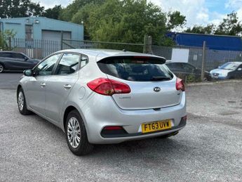 Kia Ceed 1.4 CRDi 1 Euro 5 5dr