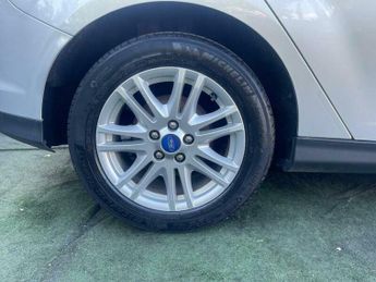 Ford Focus 1.0T EcoBoost Edge Euro 5 (s/s) 5dr