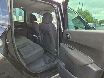 Peugeot 3008 2.0 h e-HDi SR EGC 4WD Euro 5 (s/s) 5dr