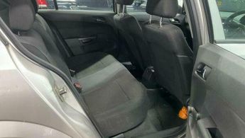 Vauxhall Astra 1.8i 16v Life 5dr