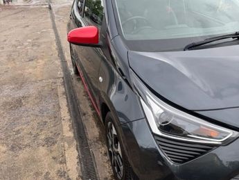 Toyota AYGO VVT-I X-TREND X-SHIFT TSS