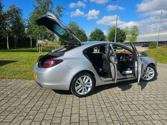 Vauxhall Insignia 2.0 CDTi SRi Nav Auto Euro 5 5dr