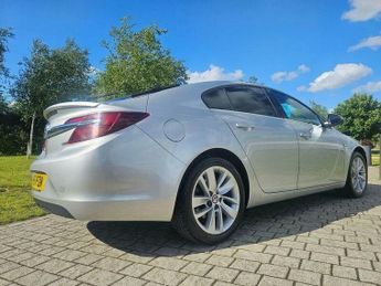 Vauxhall Insignia 2.0 CDTi SRi Nav Auto Euro 5 5dr