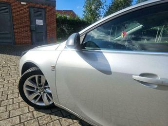 Vauxhall Insignia 2.0 CDTi SRi Nav Auto Euro 5 5dr