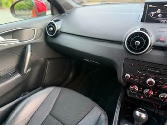 Audi A1 1.4 TFSI S line S Tronic Euro 5 (s/s) 3dr