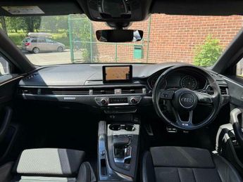 Audi A4 2.0 TDI S line S Tronic quattro Euro 6 (s/s) 4dr