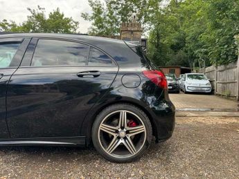 Mercedes-Benz A Class 2.0 A250 AMG (Premium) 7G-DCT Euro 6 (s/s) 5dr