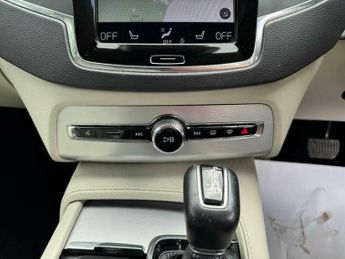 Volvo XC90 2.0 D5 PowerPulse Momentum Pro Auto 4WD Euro 6 (s/s) 5dr