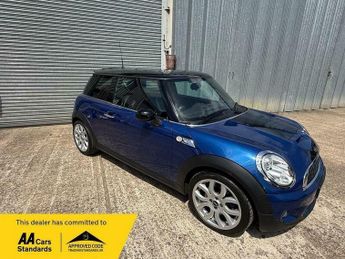MINI Hatch 1.6 Cooper S Hatchback 3dr Petrol Manual Euro 4 (175 ps)