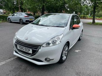 Peugeot 208 1.2 VTi PureTech Roland Garros Euro 5 5dr