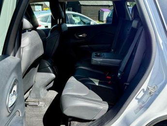 Jeep Cherokee 2.2 MultiJetII Limited Auto 4WD Euro 6 (s/s) 5dr