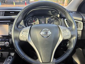 Nissan Qashqai 1.2 DIG-T n-tec+ XTRON 2WD Euro 6 (s/s) 5dr