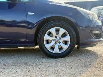 Vauxhall Astra 1.6 CDTi ecoFLEX Design Sports Tourer Euro 6 (s/s) 5dr