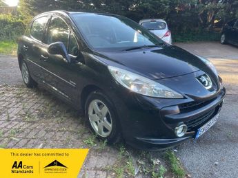 Peugeot 207 1.4 Verve Hatchback 5dr Petrol Manual (150 g/km, 75 bhp)