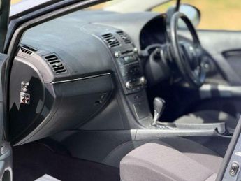 Toyota Avensis 2.2 D-CAT TR Tourer Auto Euro 5 5dr