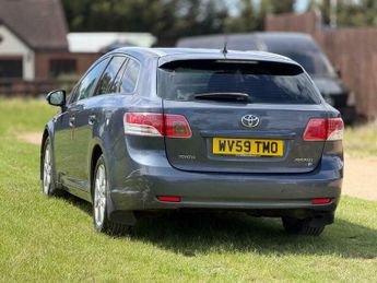 Toyota Avensis 2.2 D-CAT TR Tourer Auto Euro 5 5dr