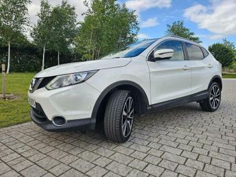 Nissan Qashqai 1.6 dCi Tekna XTRON 2WD Euro 6 (s/s) 5dr