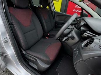 Renault Clio 1.5 dCi ECO Expression + Euro 6 (s/s) 5dr
