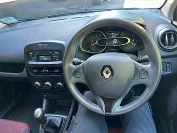 Renault Clio 1.5 dCi ECO Expression + Euro 6 (s/s) 5dr