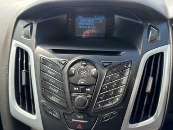 Ford Focus 1.6 Zetec Euro 5 5dr