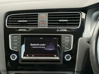 Volkswagen Golf 1.2 TSI BlueMotion Tech S DSG Euro 5 (s/s) 5dr