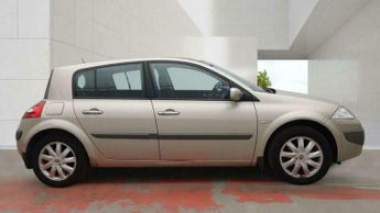 Renault Megane 1.6 Megane Dynamique Auto 5dr