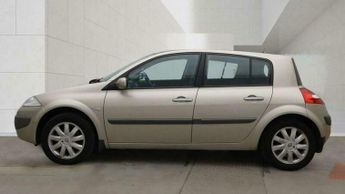 Renault Megane 1.6 Megane Dynamique Auto 5dr