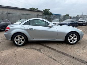 Mercedes SLK 200 KOMPRESSOR Great History and SPECIFICATION
