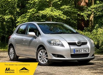 Toyota Auris T SPIRIT VVT-I MM
