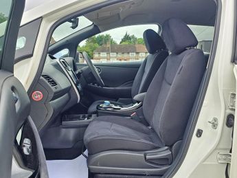 Nissan Leaf 30kWh Black Edition Auto 5dr